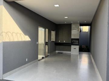Casa · 111m² · 3 Quartos · 3 Vagas · Casa 3 Qts 1 suíte Jardim Veneza - Ap. Goiânia