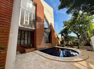 Casa · 376m² · 4 Quartos · 2 Vagas · Casa para venda em Alto de Pinheiros com 4 quartos, sendo 4 suítes, 376m²