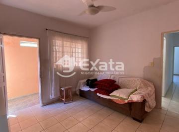 Casa · 87m² · 2 Quartos · 1 Vaga · Casa terrea com 2 quartos para venda no Jardim Maria do Carmo, Zona Norte de Sorocaba.
