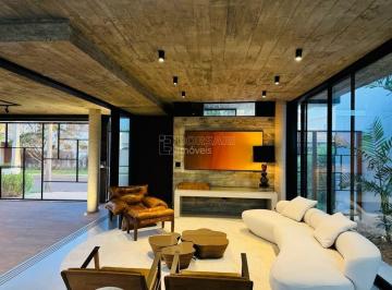 Casa · 248m² · 3 Quartos · 4 Vagas · Casa Condomínio em Araraquara