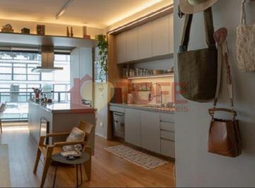 Apartamento · 67m² · 2 Quartos · 1 Vaga · Apartamento à venda próximo à Estação Oscar Freire, 67 m², 2 quartos, sendo 1 suíte, 1 Vaga