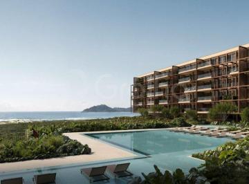Apartamento · 229m² · 4 Quartos · 3 Vagas · Apartamento frente mar, com 4 suítes, no Campeche