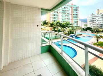 3- · Apartamento de 71 m² com 2 quartos sendo 1 suíte na Trindade