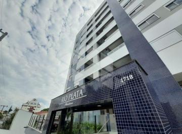 Apartamento · 68m² · 2 Quartos · 1 Vaga · Apartamento Semi mobiliado para Alugar 2 Quartos (1 Suíte) e 68m² - Capoeiras, F