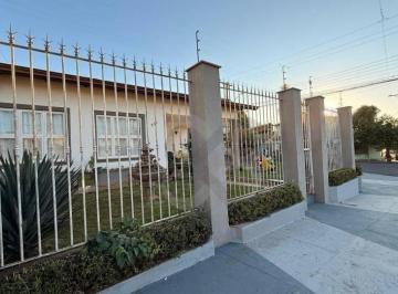 Casa · 240m² · 3 Quartos · 6 Vagas · Casa em Coliseu, Londrina/PR de 240m² 3 quartos à venda por R$ 918.000,00