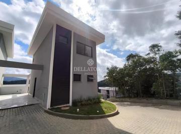 Casa · 122m² · 2 Quartos · 2 Vagas · Casa em Golfe, Teresópolis/RJ de 122m² 2 quartos à venda por R$ 950.000,00