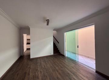 Casa · 154m² · 3 Quartos · 2 Vagas · Casa em Jardim Rosa Maria, São Paulo/SP de 154m² 3 quartos à venda por R$ 989.999,00 ou para locação