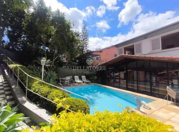 Casa · 220m² · 3 Quartos · 1 Vaga · Casa em Jardim Cascata, Teresópolis/RJ de 220m² 3 quartos à venda por R$ 1.100.000,00