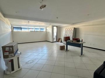 Foto 02 · Alugo sala com 48m² em Itapuã na Av. Dorival Caymmi, R$ 2.300,00 incluso taxas!!!
