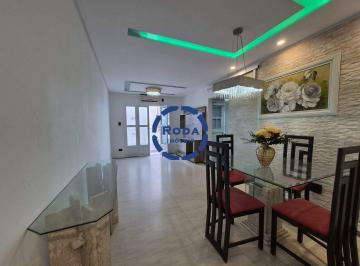 Apartamento · 108m² · 2 Quartos · 1 Vaga · Apartamento 2 dormitório, dependência completa, bairro Embaré