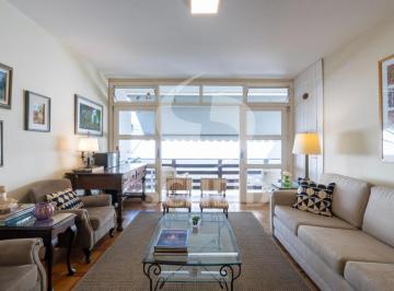 Casa · 180m² · 3 Quartos · 2 Vagas · Casa em Condominio á Venda na Vila Olímpia com 180m², 3 quartos sendo 1 suíte, 2 vagas.