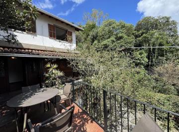 Casa · 189m² · 5 Quartos · 6 Vagas · Casa em Pimenteiras, Teresópolis/RJ de 189m² 5 quartos à venda por R$ 780.000,00