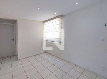 Descubra o conforto e a conveniência deste espaçoso apartamento localizado na ch · Apartamento à Venda - Parque Industrial, 3 Quartos, 70 m2
