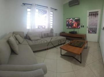 Casa · 130m² · 2 Quartos · 3 Vagas · Casa - Vila das Flores - 2 Dormitórios - 130m².