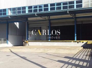 Comercial · 1362m² · Galpão com 1361m², Pé direito 10 metros, 03 Docas, Pátio e Acesso Direto a BR381
