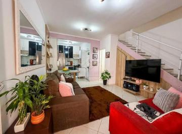 Casa · 65m² · 2 Quartos · 2 Vagas · Sobrado com 2 Quartos à venda, 02 Vagas e 65m² na vila Alzira em Santo André/SP