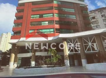 Apartamento · 181m² · 4 Quartos · 3 Vagas · Apartamento em Avenida Sete de Setembro - Vitória - Salvador/BA