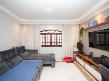 d550aeb2-aa55-4288-bdca-7da81b6cb1b4 · Sobrado para venda em Vila Pereira Barreto com 3 quartos, sendo 2 suítes, 200m²