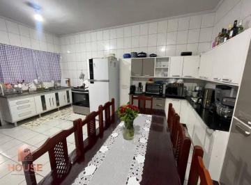 d7018e38b8419a43be911605c7b0dbabc0cdbeb7 · Casa com 3 dormitórios à venda, 200 m² por R$ 800.000,00 - Jordanópolis - Arujá/SP