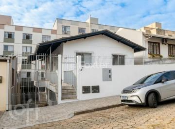 66934940 · Casa, 8 dormitórios, 250 m², em Trindade
