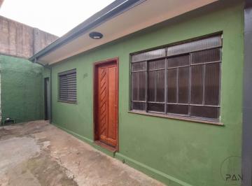 Casa · 82m² · 3 Quartos · Casa para venda em Centro de 82.00m² com 3 Quartos e 1 Suite