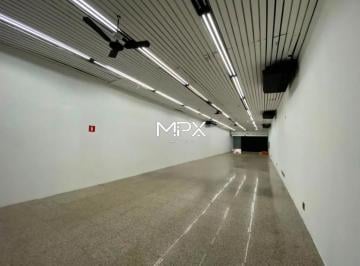 Comercial · 600m² · Salão para alugar no Centro em Piracicaba.