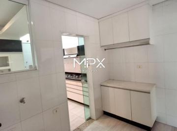 Casa · 260m² · 3 Quartos · 3 Vagas · Casa à venda e para alugar no Centro em Piracicaba.