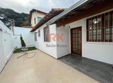 Casa · 110m² · 3 Quartos · 2 Vagas · Casa Geminada Linear: Conforto e Praticidade em um Só Lugar