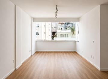 e2968ecf663e9a7bfd64f7925a24326e59b04589 · Apartamento com 3 quartos no Centro de Florianópolis, próximo à Marina da Beira Mar Norte.