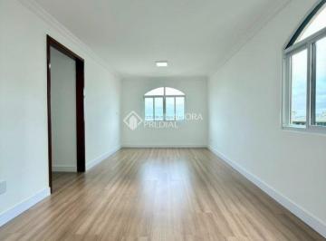 Apartamento · 72m² · 3 Quartos · 1 Vaga · Apartamento 3 quartos, reformado no Centro de São José