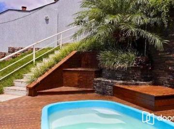 Casa · 233m² · 3 Quartos · 3 Vagas · Casa com 3 quartos com piscina 187m² à venda Zona Norte Porto Alegre
