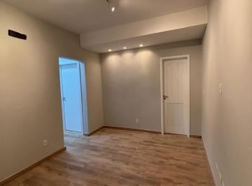 Apartamento · 69m² · 1 Quarto · 1 Vaga · Apartamento terreo com vaga de garagem no bairro Bom Fim- Porto Alegre/RS.
