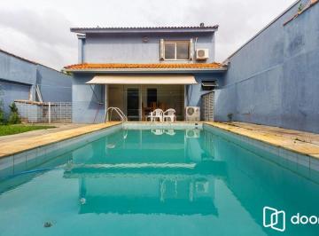 Casa · 246m² · 4 Quartos · 3 Vagas · Casa de 4 dormitórios à venda no Bairro Ipanema - Porto Alegre