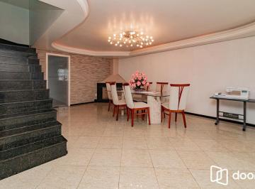 1n22kg2xsy3t7loioqlso5cq7js4 · Casa à venda - em Parque Santa Fé