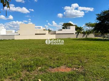 Terreno · 744m² · Terreno disponível para venda no bairro Jardim Sul em Uberlândia-MG