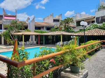 Casa · 150m² · 4 Quartos · 2 Vagas · Casa Triplex em Piatã, apenas 200m da orla, com 4 quartos, com 2 vagas, 150m²