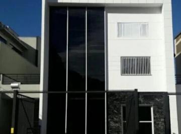 Comercial de 24 quartos, São Paulo · Disponível para Venda ou Locação Um endereço à altura de negócios que precisam