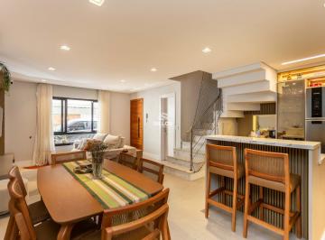 Casa · 159m² · 3 Quartos · 2 Vagas · Sobrado triplex à venda com 3 quartos no Água Verde em Curitiba