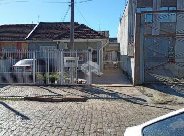 Casa · 56m² · 3 Quartos · 2 Vagas · Casa de alvenaria 3 dormitórios, sala, cozinha. Bairro Santa Maria Goretti.