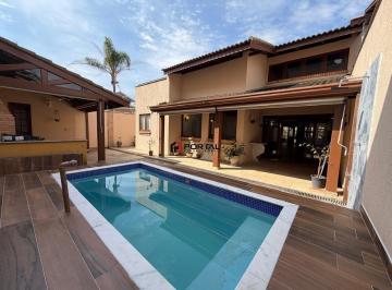 Casa · 284m² · 3 Quartos · 4 Vagas · Casa com 3 Suítes à Venda ou Locação na Granja Viana!!