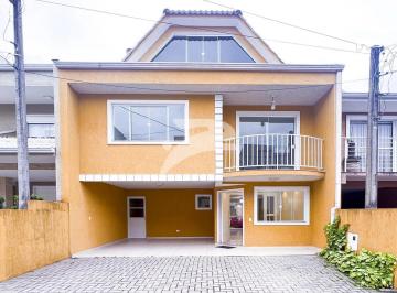 Casa · 148m² · 3 Quartos · Sobrado 3 Quartos Pinheirinho 148m²