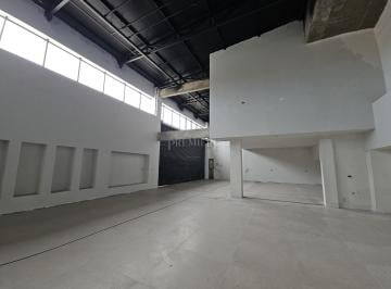 Comercial · 235m² · Ponto Comercial Estratégico para Loca&ccedi