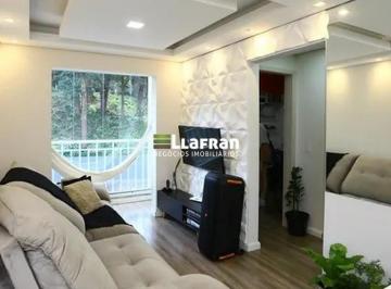 Apartamento · 48m² · 2 Quartos · 1 Vaga · Apartamento 2 dormitórios Facil acesso ao shopping