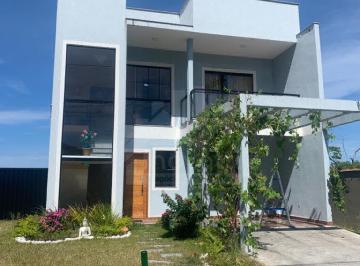 Casa · 130m² · 3 Quartos · 2 Vagas · Casa com 3 dormitórios à venda, 130 m² por RS 600.000,00 - Ubatiba - Maricá-RJ