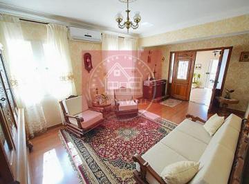 Casa · 200m² · 3 Quartos · 3 Vagas · Casa Sobrado 3 dormitórios para Venda na Vila Rami, Jundiaí