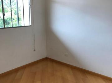 Casa de 4 quartos, Curitiba · Vendo Casa de 504 m² com 4 quartos à venda em Xaxim