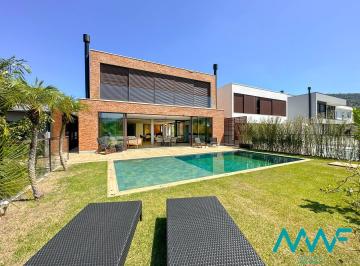 Casa · 525m² · 6 Quartos · 6 Vagas · Residencial Alphasítio - Mobiliada e Integrada a Natureza!!!