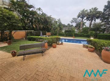 Casa · 672m² · 4 Quartos · 5 Vagas · Tamboré 1 — Casa Toscana de 672 m² com 4 Suítes, Home Theater e Piscina