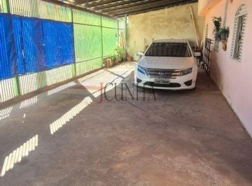 Casa · 200m² · 4 Quartos · 4 Vagas · QR 108 Esquina!!