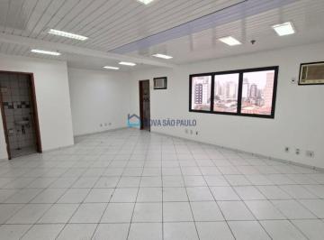 Comercial · 40m² · 2 Vagas · Conjunto comercial bairro Mirandópolis com 02 salas ,e banheiro